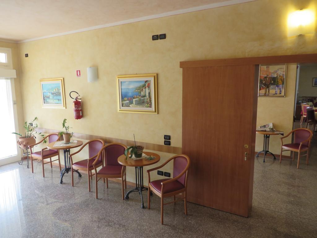 Hotel San Tomio Isola Vicentina Exterior photo