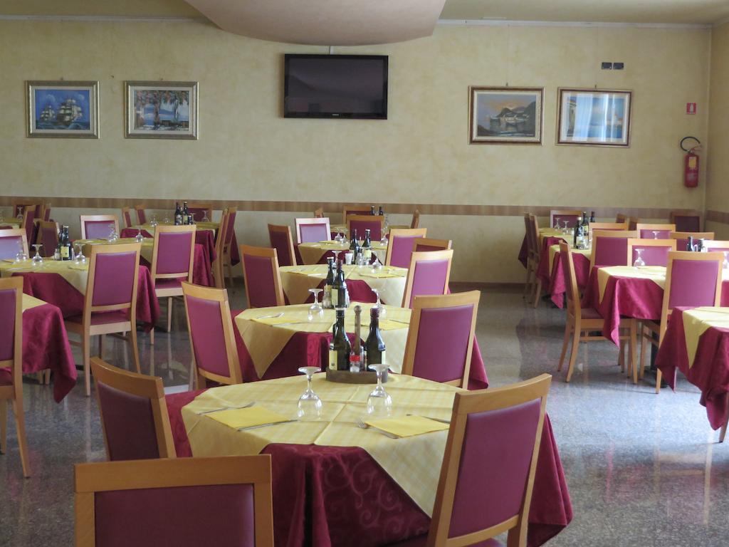 Hotel San Tomio Isola Vicentina Exterior photo
