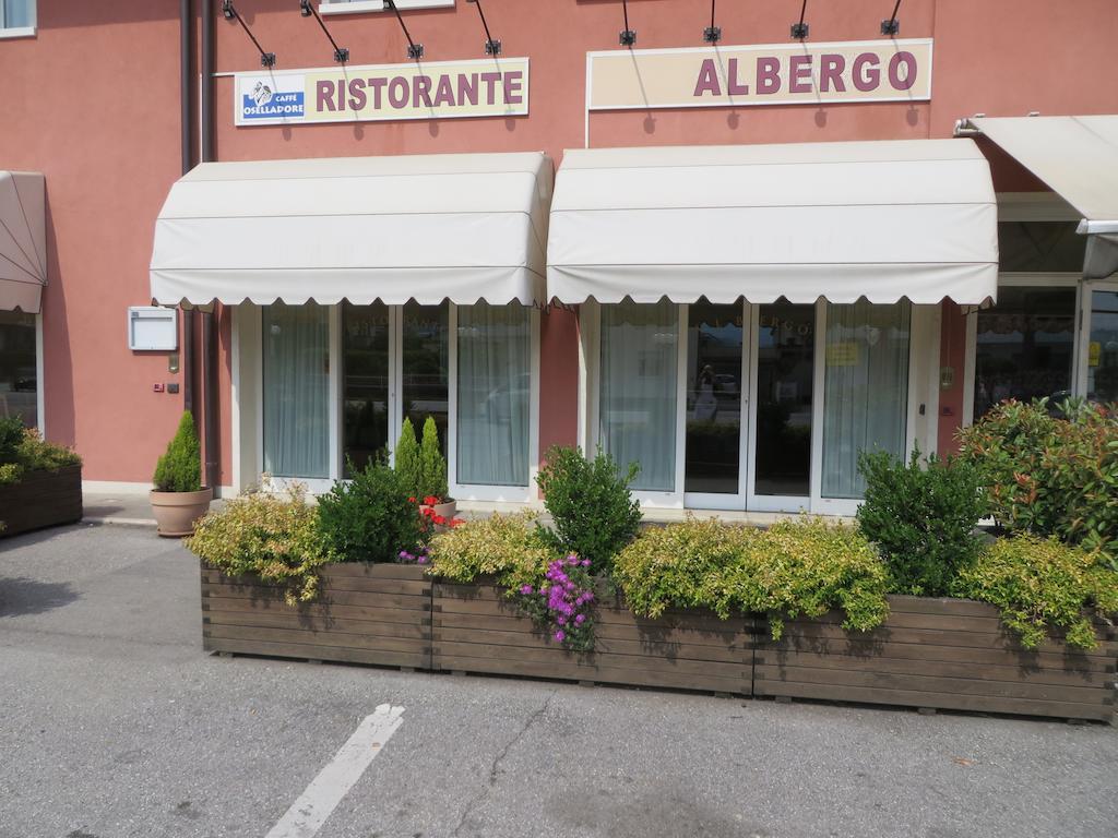 Hotel San Tomio Isola Vicentina Exterior photo